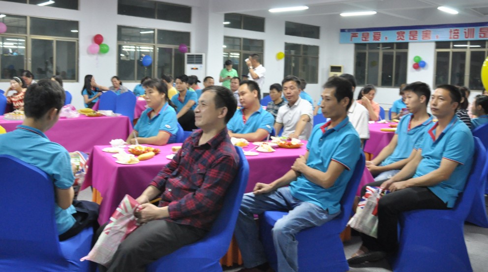 东莞恩典皮具箱包厂