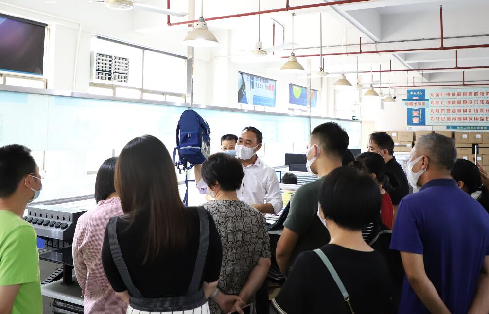 广州双肩包厂家 广州双肩包厂家