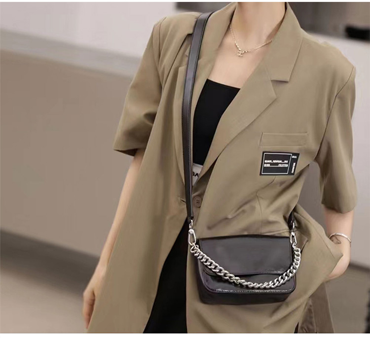 质感牛皮豆腐包腋下包xq_01_08.jpg 质感牛皮豆腐包腋下包xq_01_08.jpg